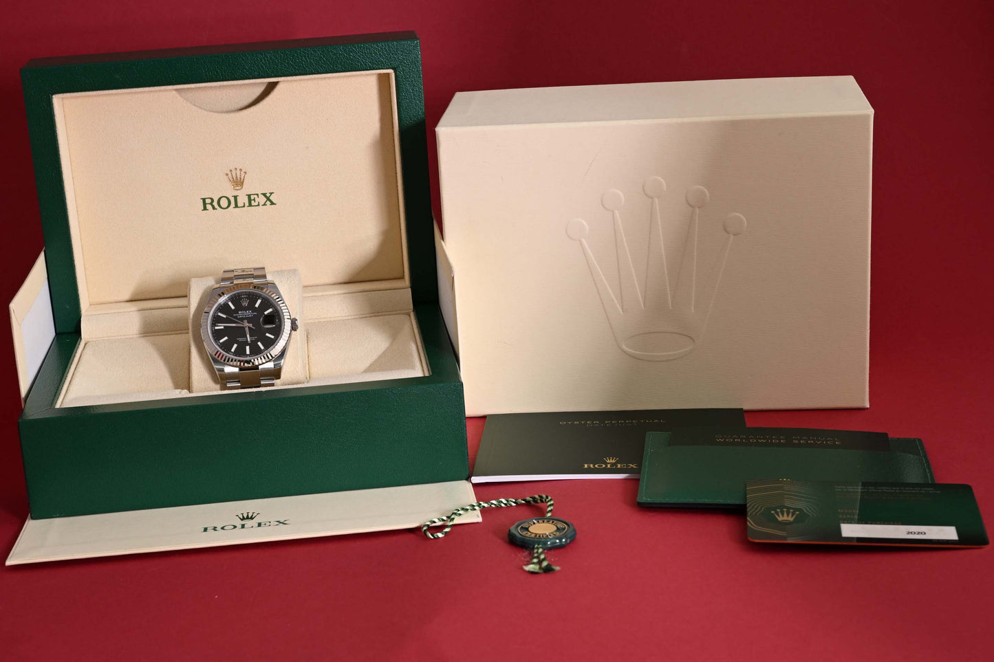 Rolex Datejust 41 - 126334 - Black Dial - Full Set