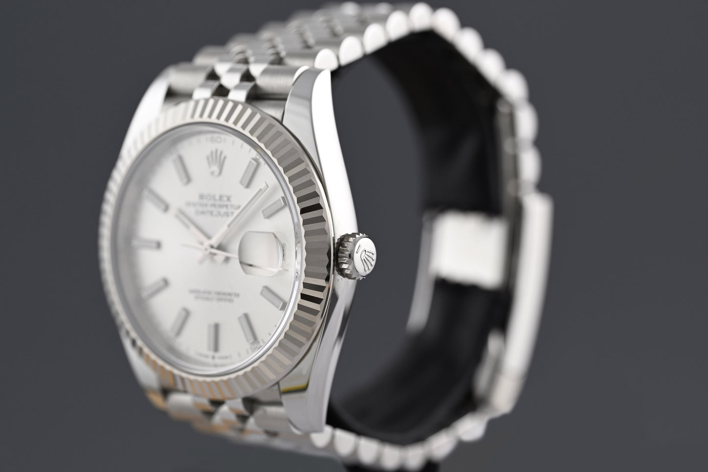 Rolex Datejust 41 - 126334 - Silver Dial - Full Set