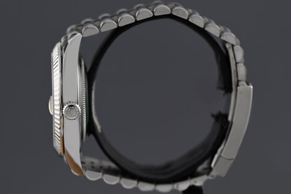 Rolex Datejust 41 - 126334 - Silver Dial - Full Set