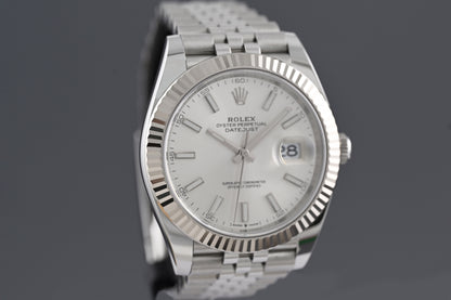 Rolex Datejust 41 - 126334 - Silver Dial - Full Set