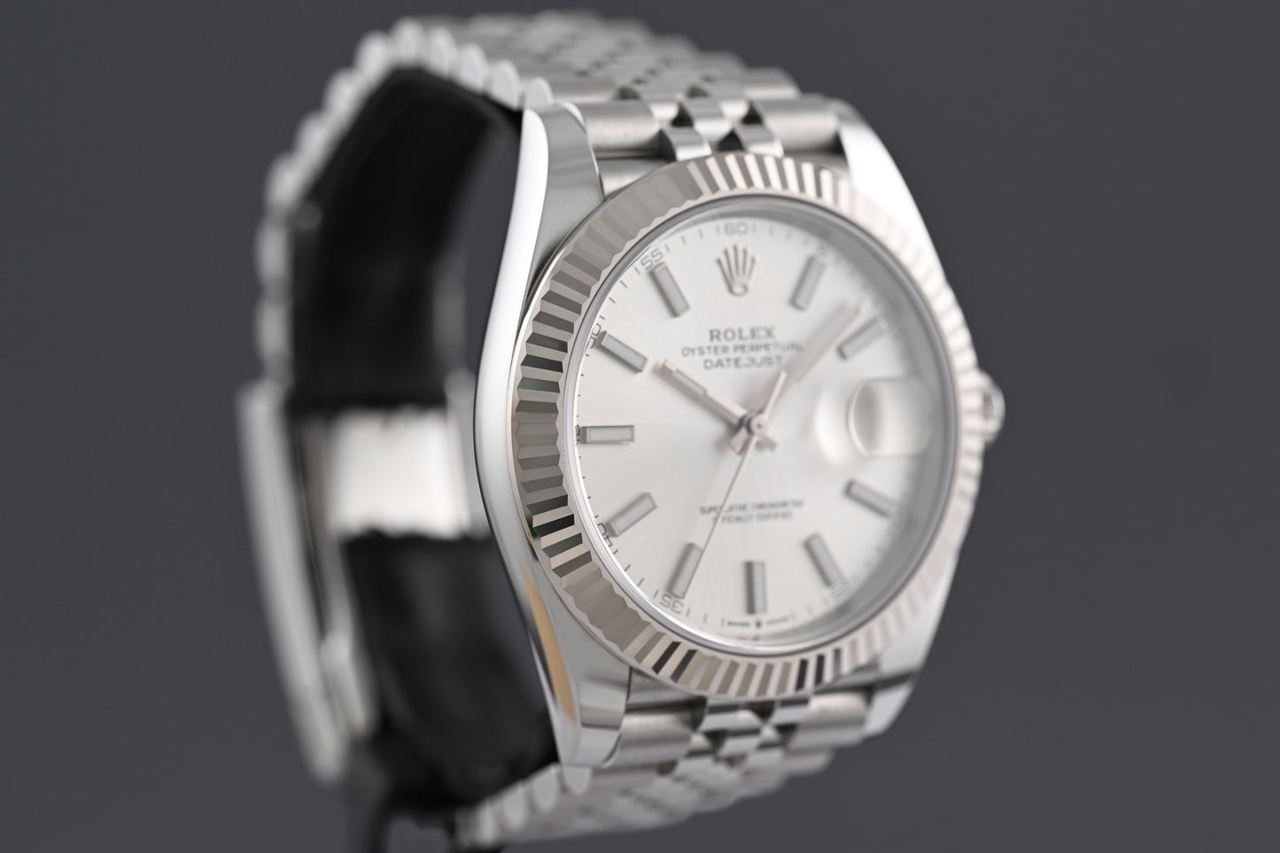 Rolex Datejust 41 - 126334 - Silver Dial - Full Set