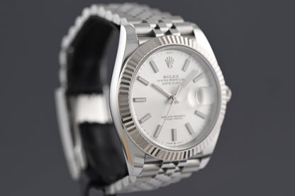 Rolex Datejust 41 - 126334 - Silver Dial - Full Set