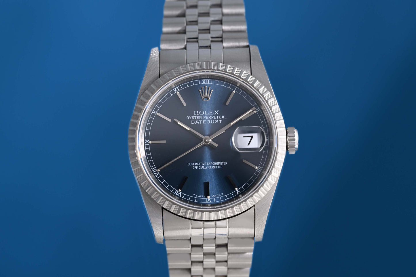 Rolex Oyster Perpetual Datejust 16220 - Blue Dial - Full Set - LC100