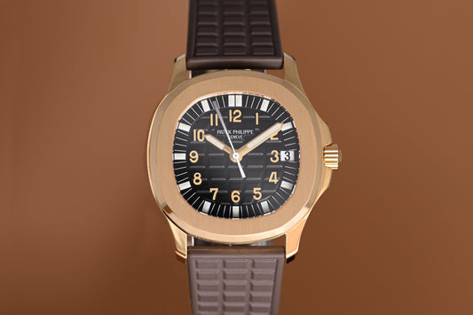 Patek Philippe Aquanaut - 5066j - Extract from the archives