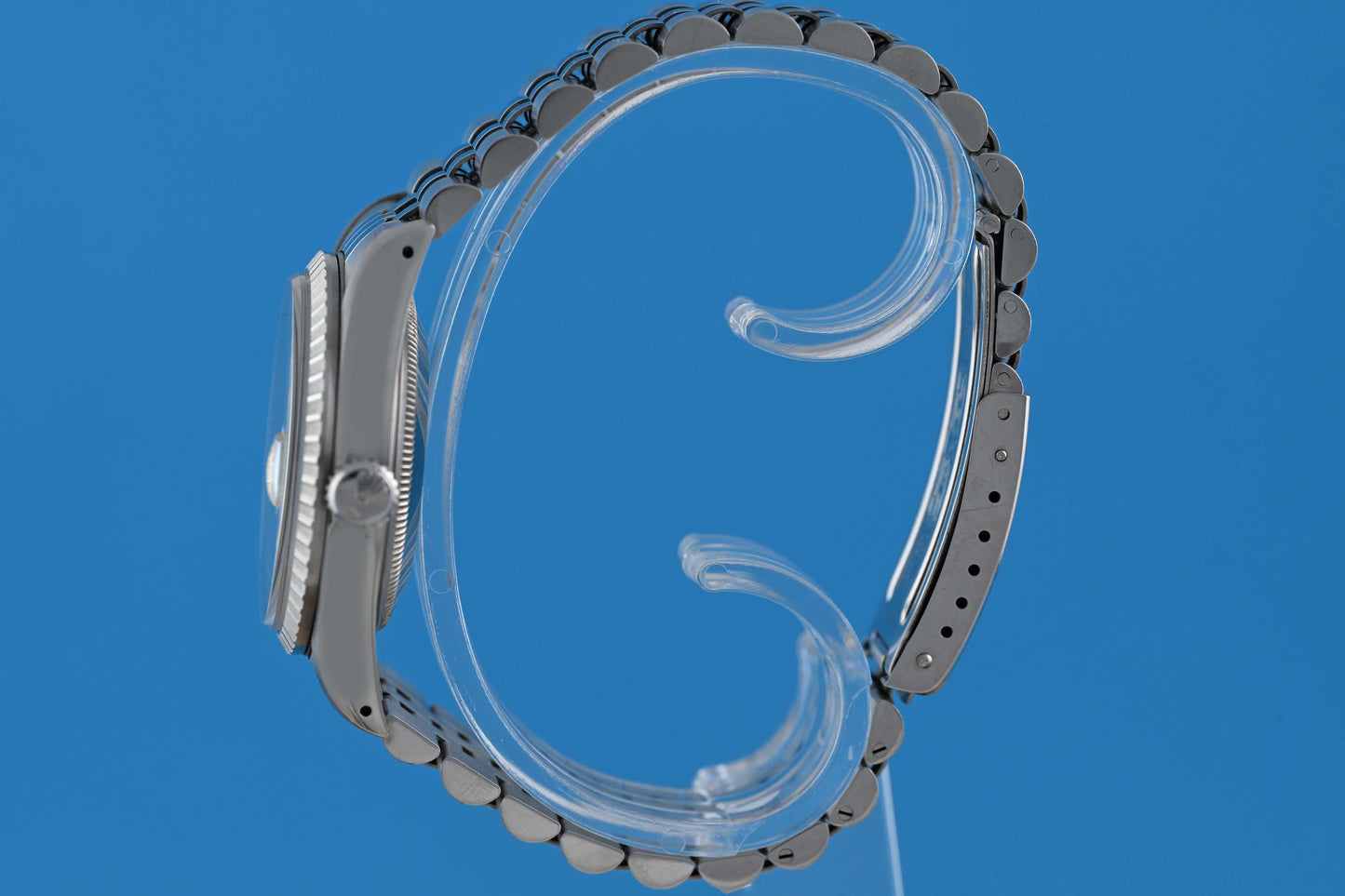 Rolex Oyster Perpetual Datejust 16220 - Blue Dial - Full Set - LC100