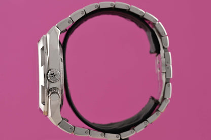 Vacheron Constantin Overseas Dual Time 7920V - Black Dial - Full Set - 2025