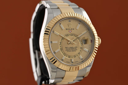 Rolex Sky-Dweller 326933 - Full Set