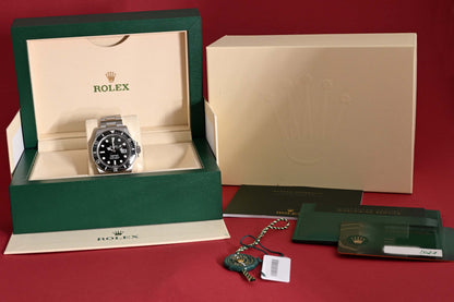 Rolex Submariner Date 126610LN - Full Set - NEW 2021