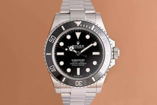 Rolex Submariner No Date 124060 - Full Set