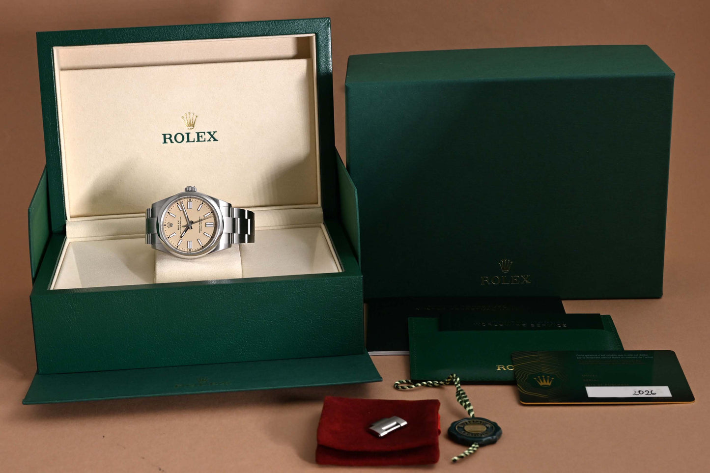Rolex Oyster Perpetual 41mm 134300 - Beige - Full Set - 2026 Like NEW