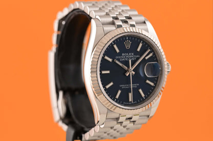 Rolex Oyster Perpetual Datejust 126234 - Blue Dial - Full Set