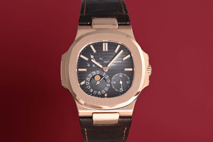 Patek Philippe Nautilus 5712R - Full Set - 2021
