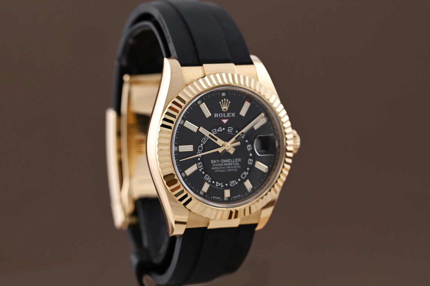 Rolex Sky Dweller Yellow Gold 326238 - Black Dial - Full Set