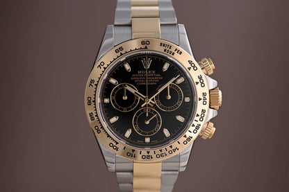Rolex Daytona 116503 - Full Set - Black Dial - LC100