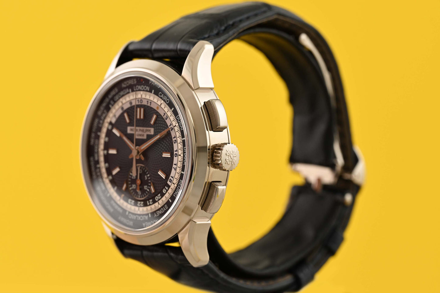 Patek Philippe World Time 5930G-010 - Blue Dial - Full Set - NEW 2022