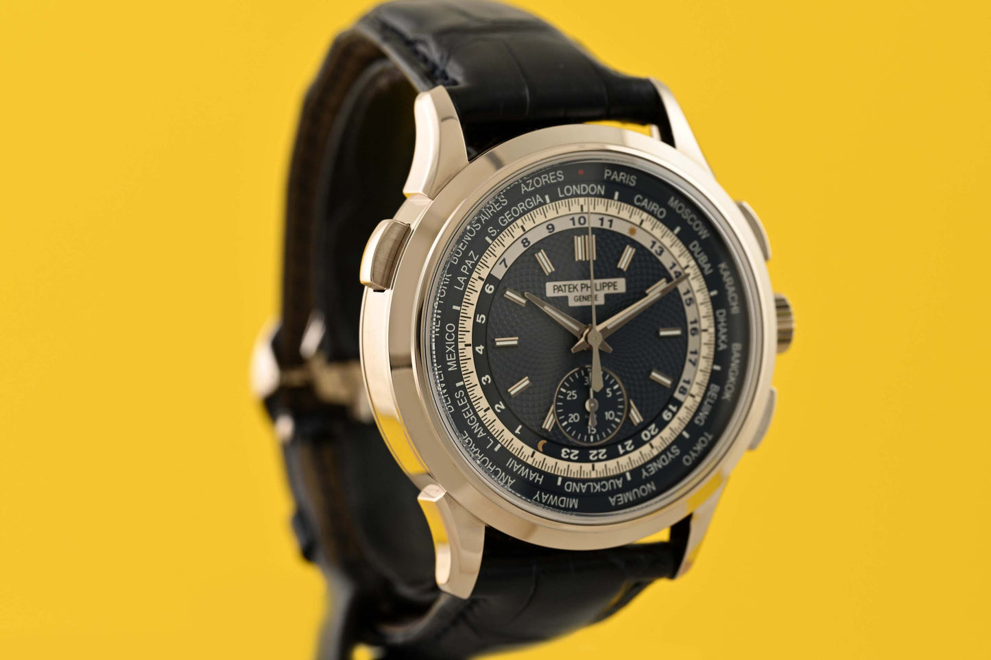 Patek Philippe World Time 5930G-010 - Blue Dial - Full Set - NEW 2022
