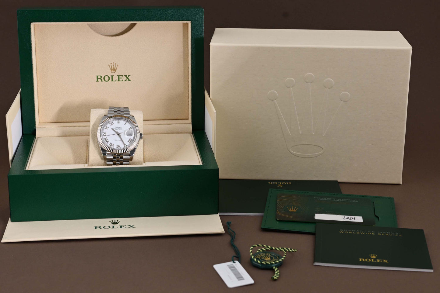 Rolex Datejust 41 - 126334 - White Dial - Full Set - NEW 2024