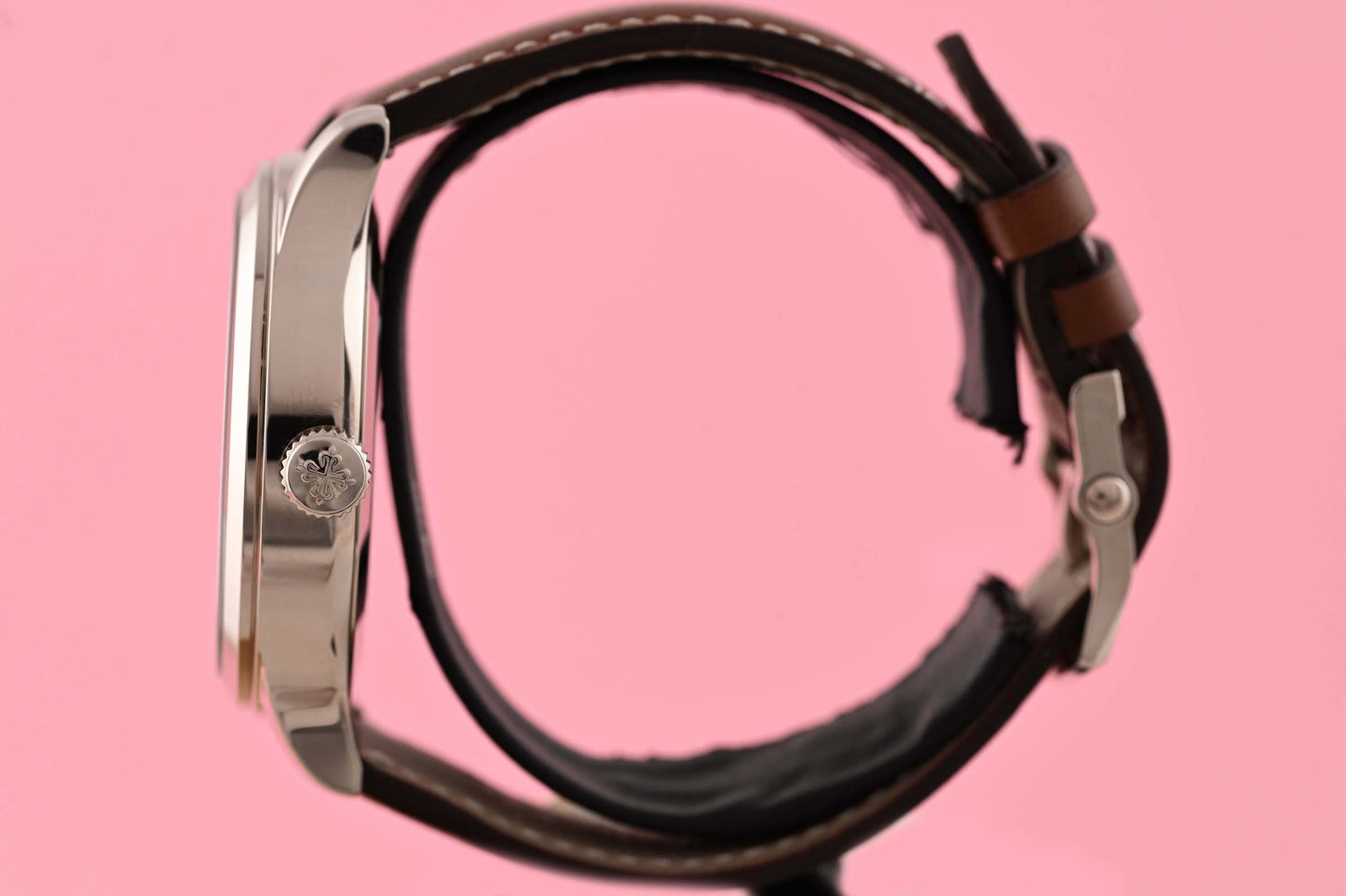 Patek Philippe Calatrava Pilot Travel Time 5524G-001 - Full Set