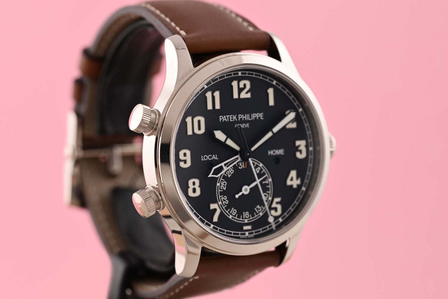 Patek Philippe Calatrava Pilot Travel Time 5524G-001 - Full Set