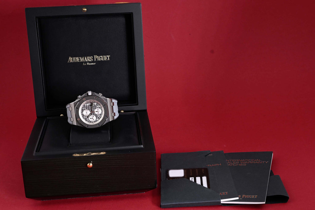 Audemars Piguet Royal Oak Offshore Chronograph "Ghost" - Full Set