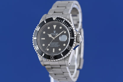 Rolex Submariner 16610 - Full Set - LC 100