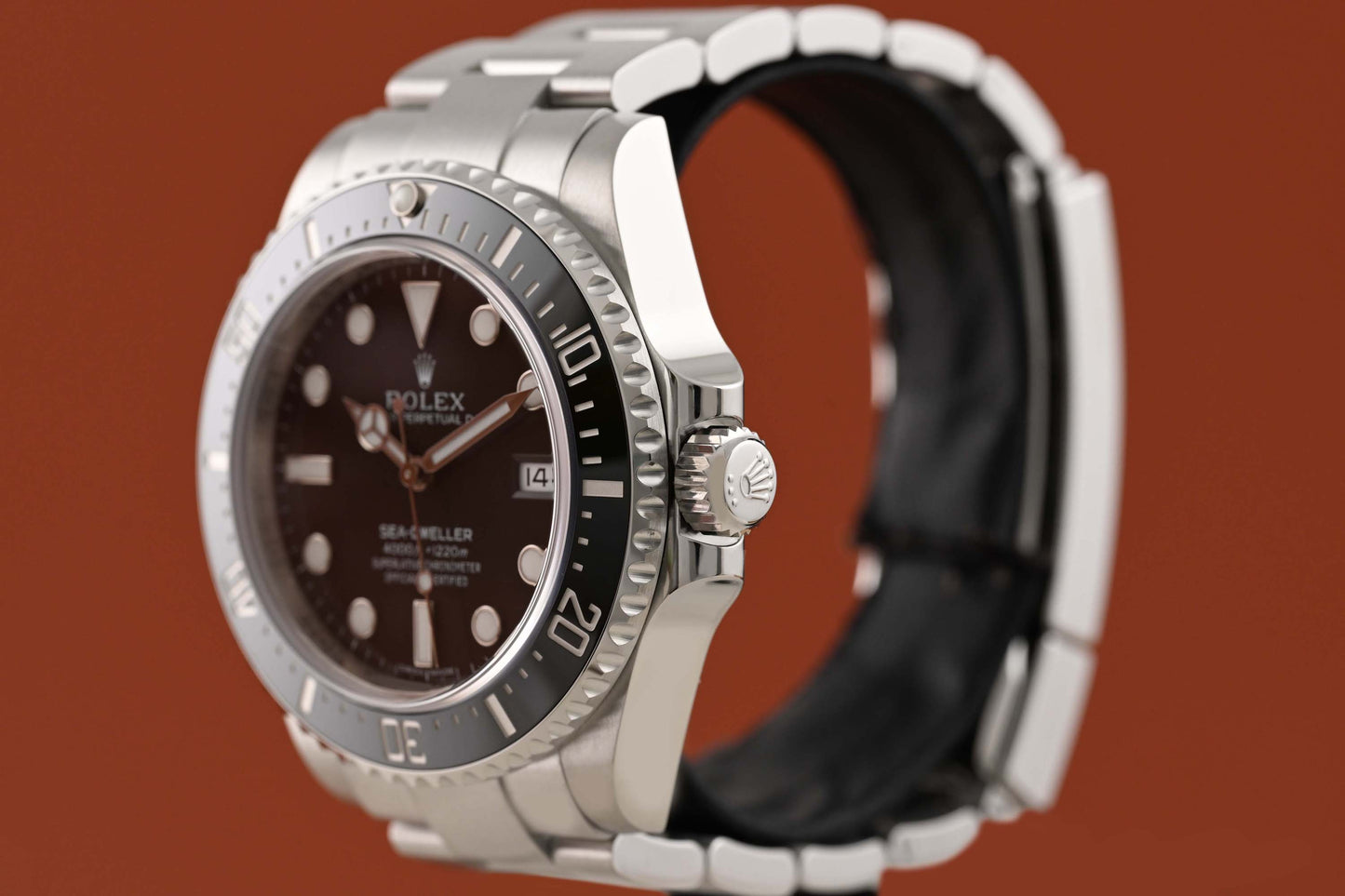 Rolex Sea Dweller 116600 - Full Set - Like New - LC100