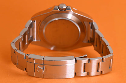 Rolex Explorer II 216570 - Full Set - Polar Dial - LC100