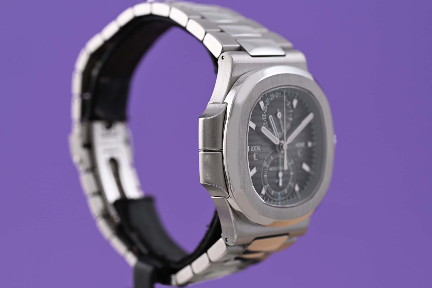 Patek Philippe Nautilus Flyback Chronograph 5990/1A - Full Set - NEW
