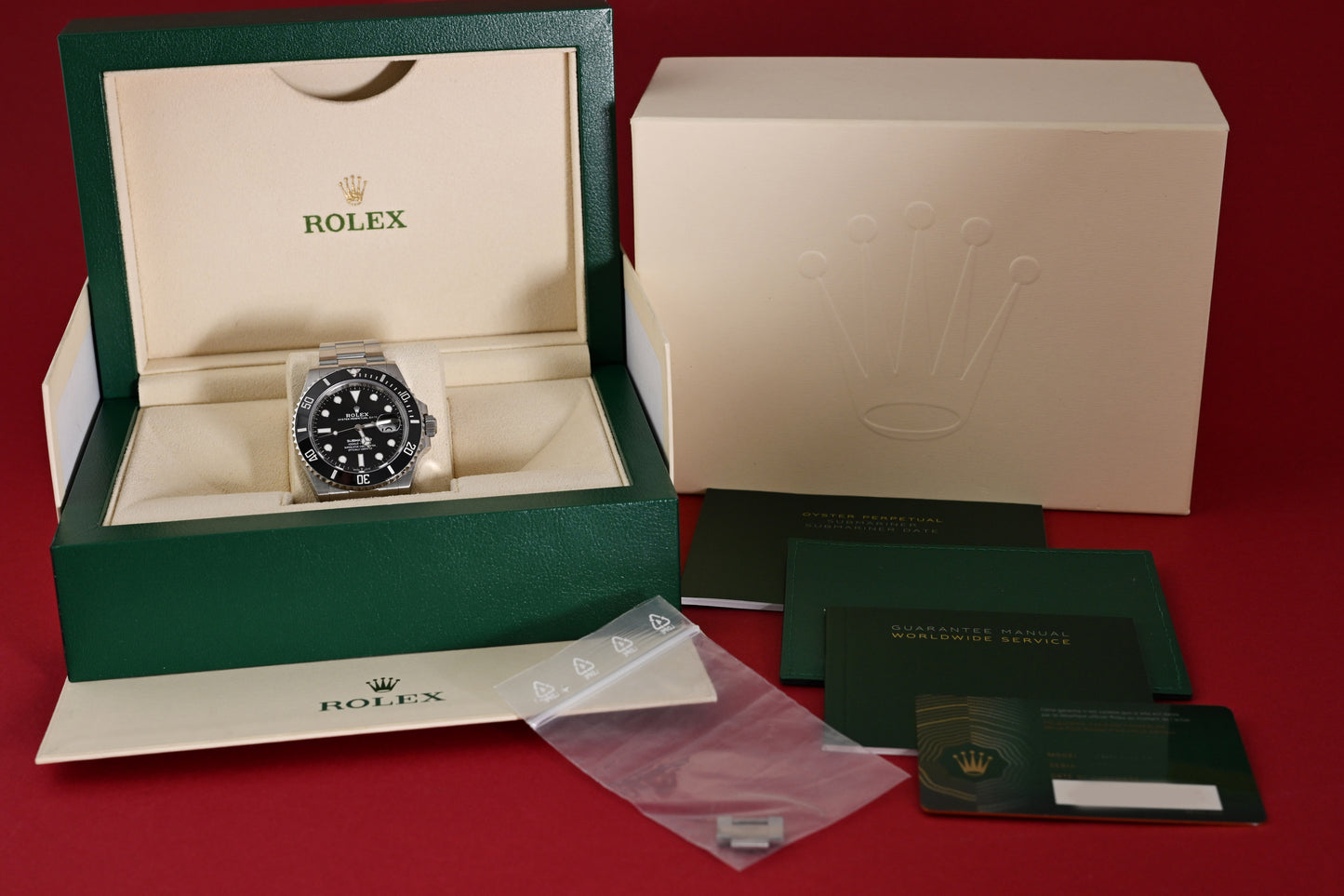 Rolex Submariner Date 126610LN - Full Set