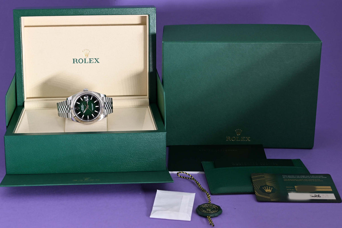 Rolex Datejust 41 - 126334 - Green Ombre Dial - Full Set - NEW 2026