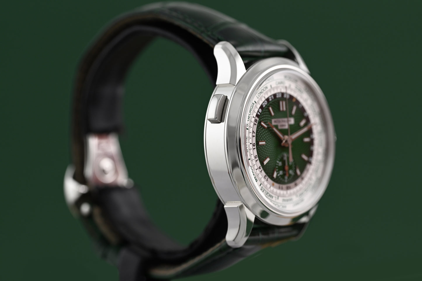 Patek Philippe World Time 5930P-001 - Green Dial - Full Set