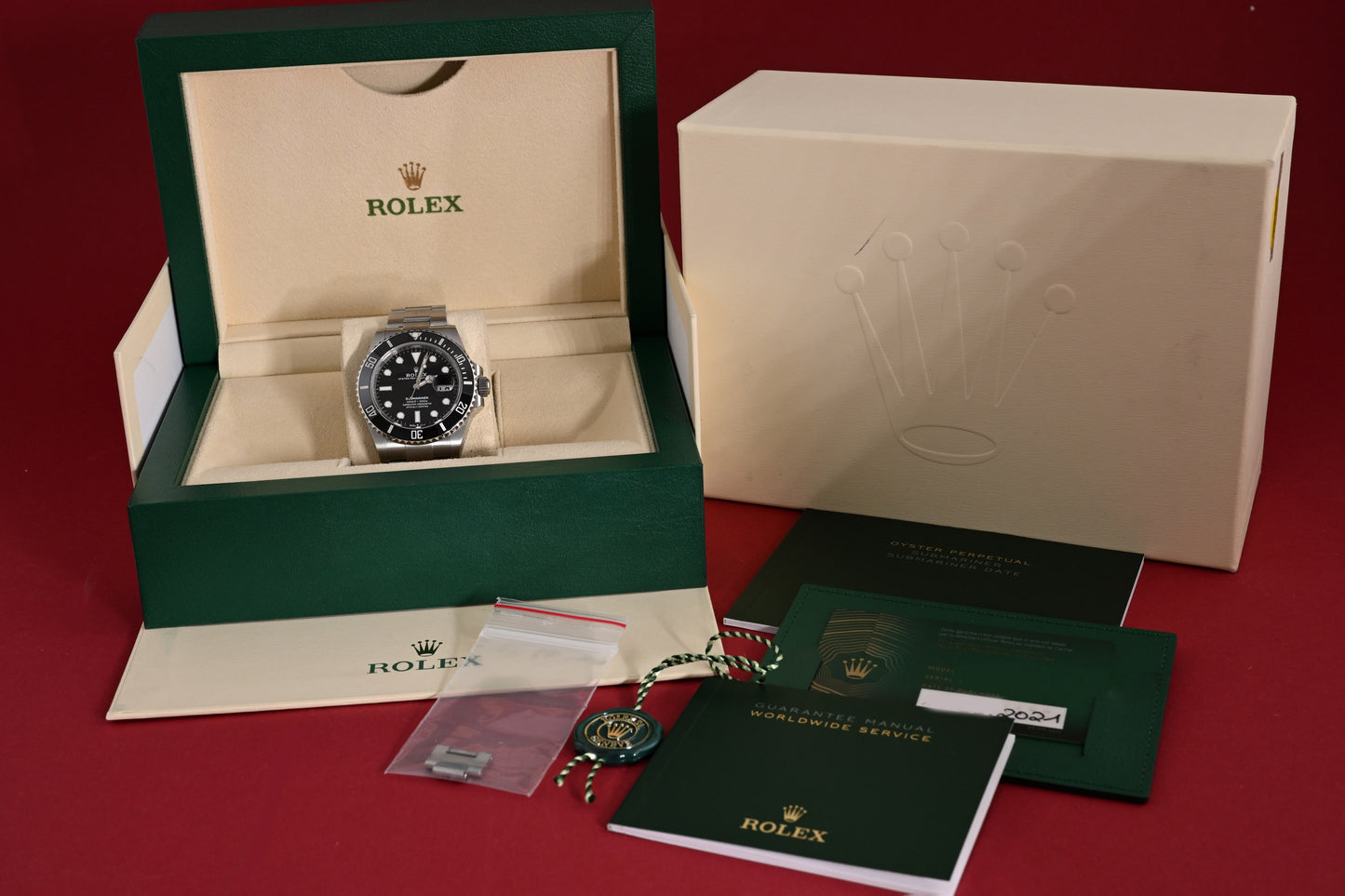 Rolex Submariner Date 126610LN - Full Set - NEW
