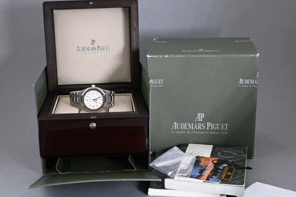 Audemars Piguet Royal Oak - 15300ST - White Dial - Full Set