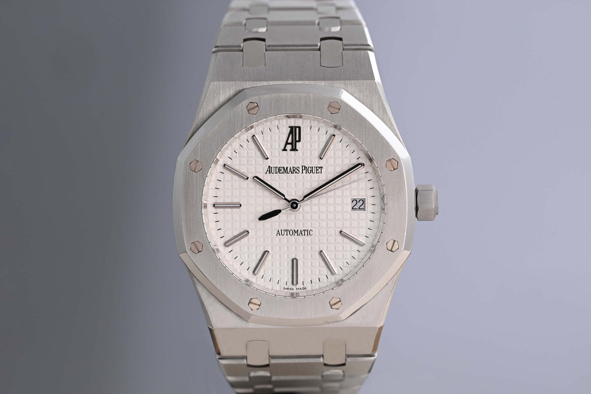 Audemars Piguet Royal Oak - 15300ST - White Dial - Full Set