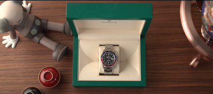 Rolex GMT Master 16700 Pepsi - Full Set - Swiss Only - LC100 -N.O.S