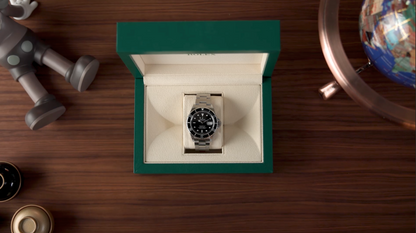 Rolex Submariner 16610 - Full Set - N.O.S. Full Sticker - LC 100